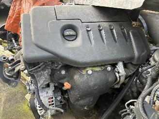 Auto incidentate Peugeot 107 1.4 hdi MOTOR COMPLEET 2010/1