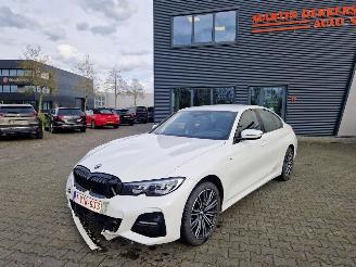demontáž osobní automobily BMW 3-serie 320i AUTOM / M-PAKKET / 33 DKM 2019/5