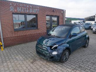 Voiture accidenté Fiat 500E CABRIO ICON 2022/7
