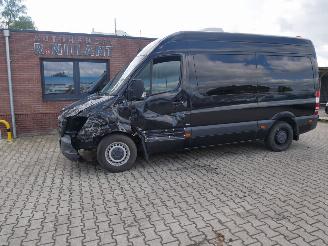 damaged passenger cars Mercedes Sprinter 313 CDI  MET ROLSTOEL LIFT 2015/9