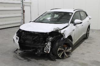 damaged passenger cars Volkswagen ID.4  2021/5