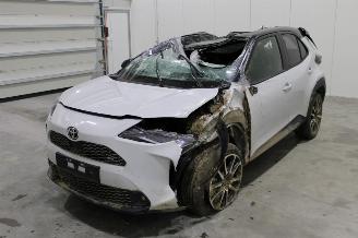 uszkodzony samochody osobowe Toyota Yaris Cross  2023/10