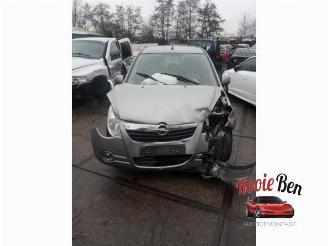Coche accidentado Opel Agila Agila (B), MPV, 2008 / 2014 1.0 12V 2012/2