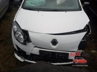 Voiture accidenté Renault Twingo Twingo II (CN), Hatchback 3-drs, 2007 / 2014 1.2 16V 2011/10