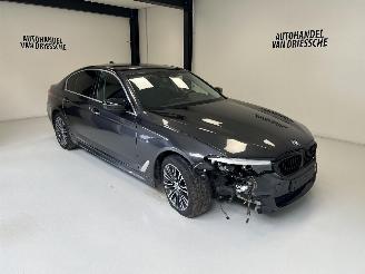 damaged passenger cars BMW 5-serie SPORTLINE 2018/1