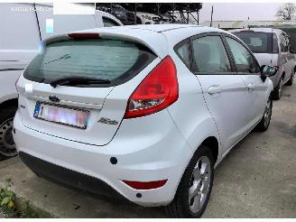 Ford Fiesta TREND picture 6