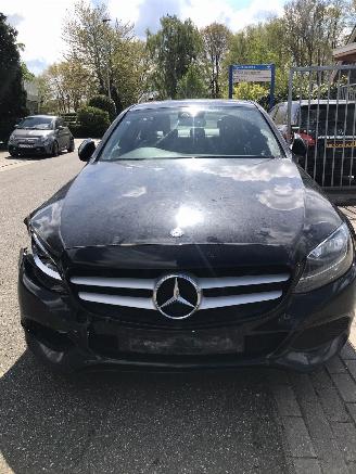 uszkodzony samochody osobowe Mercedes C-klasse C 220 BLEUTEC 2015/3