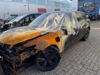 Damaged car Cupra Leon Leon (KLCB), Hatchback, 2020 1.4 TSI e-Hybrid 16V 2021/1