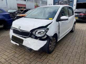 damaged passenger cars Skoda Citigo Citigo, Hatchback, 2011 / 2019 1.0 12V 2014/10