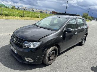 damaged passenger cars Dacia Sandero  2018/5