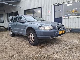 dommages fourgonnettes/vécules utilitaires Volvo Xc-70 2.4 T AWD 2001/1