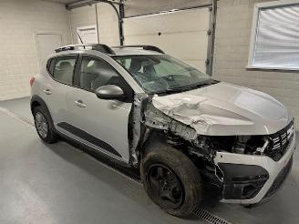 Coche accidentado Dacia Sandero BENZIN + LPG STEPWAY EXPRESSION 2023/6